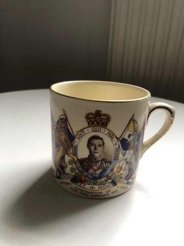 Small coronation mug edward