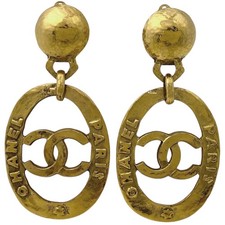 CHANEL (Interlocking) CC logo  Earrings Logo Swing Large Earrings Gold Plate...