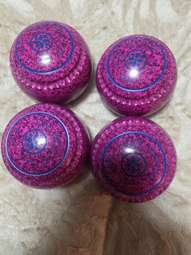 Taylor ace lawn - bowls, 1