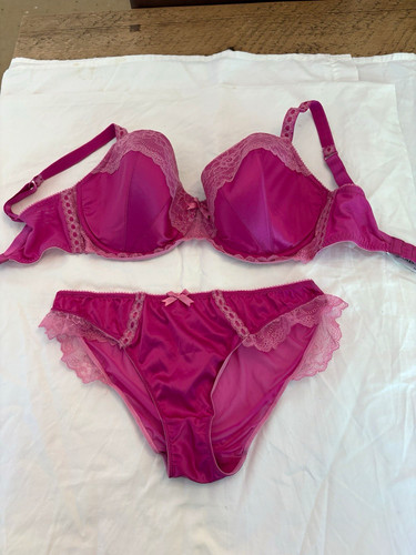 Gorgeous 36c pink lace - gorgeous,