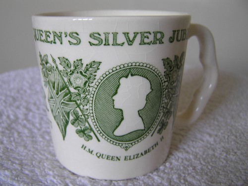 Queen elizabeth silver - ii,
