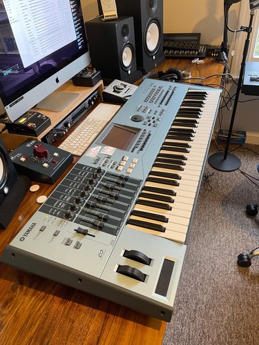 Yamaha motif xs6 - yamaha, portable