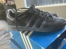 Adidas Broomfield size 10uk