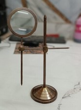 Magnifying Reading Glass W