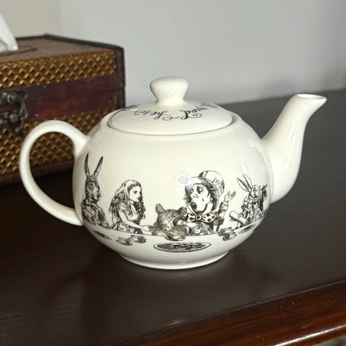 Fine china alice in - fine,