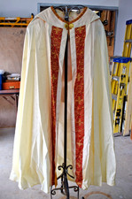 Older Vintage White and Red