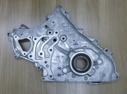 New engine oil pump - pump, navara
