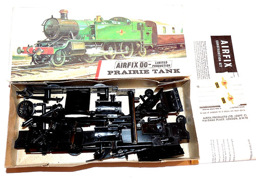 New airfix prairie - airfix, tank