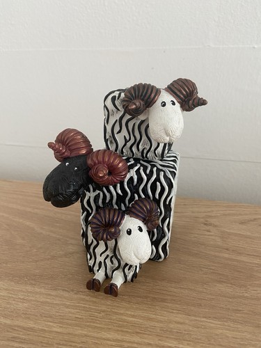 Artforum farmyard fun - artforum,