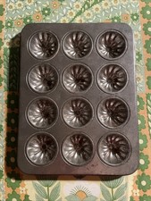 Vintage French Madeleine Cake