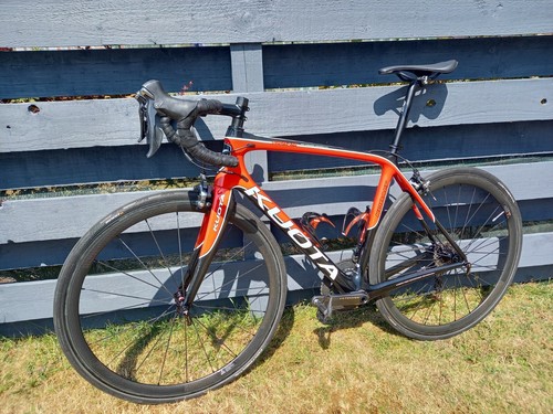 Mens carbon road bike - , 56cm