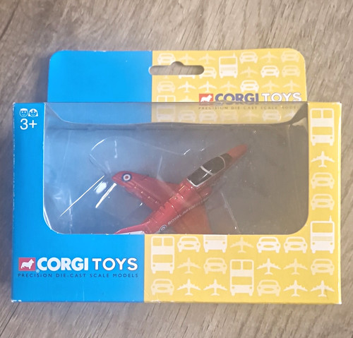 Corgi hawk red arrows - red,