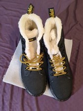 DOC MARTENS COMBS W FL BLACK