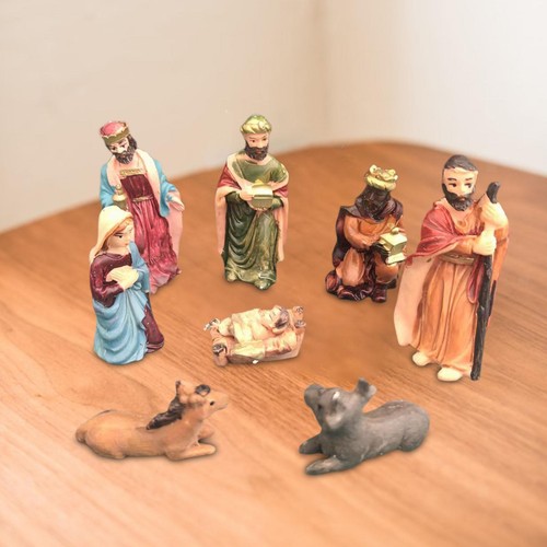 Traditional nativity - 8x,