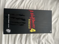 A Nightmare On Elm Street 4 Freddy Krueger Deluxe Replica Glove