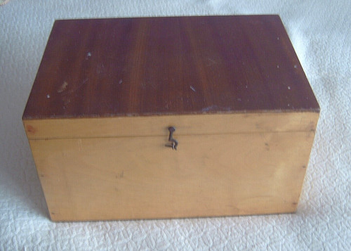 Vintage wooden fly - wooden,