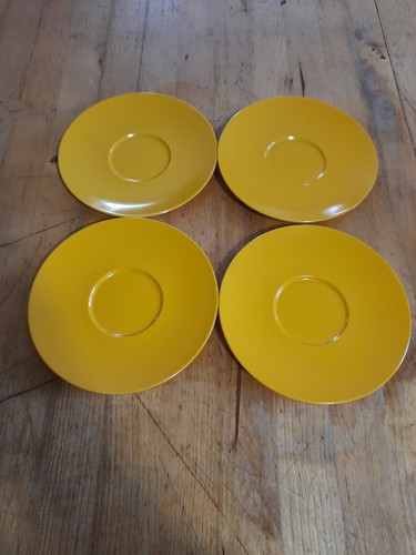 Mustard yellow 70s - yellow, melaware