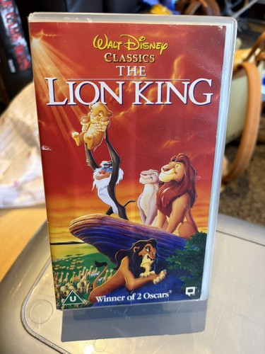 Vintage the lion king - lion,
