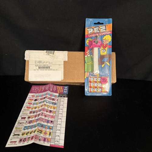 Misfit pez dispenser elephant - dispenser,