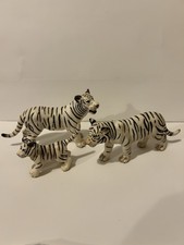 Collectible Schleich White
