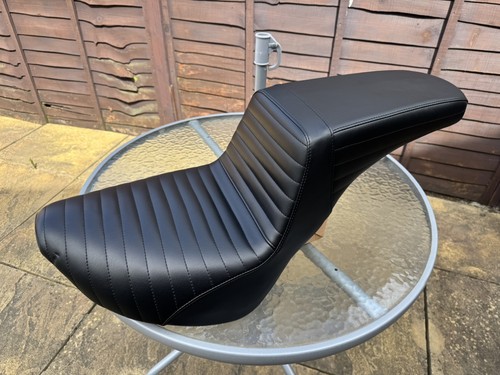 Pera kickflip seat harley - kickflip,