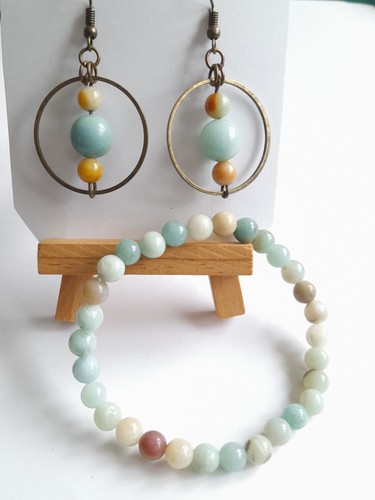 Amazonite pale green semi