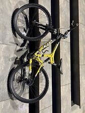 GT XCR 4000 Classic 1999 Yelllow. Mountain bike with full suspension 27 speed.