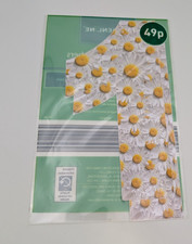 2 Floral daisy Wheelie Bin Number Stickers - 7" high - Waterproof Vinyl Flowers