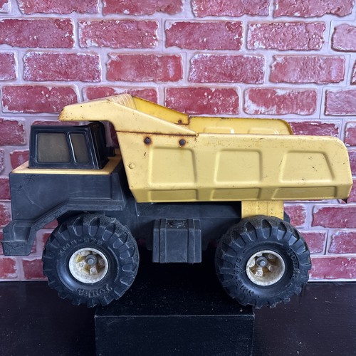Vintage xmb975 tonka tipper - vintage,