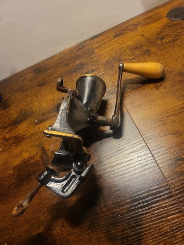 Vintage spong cast iron - &,