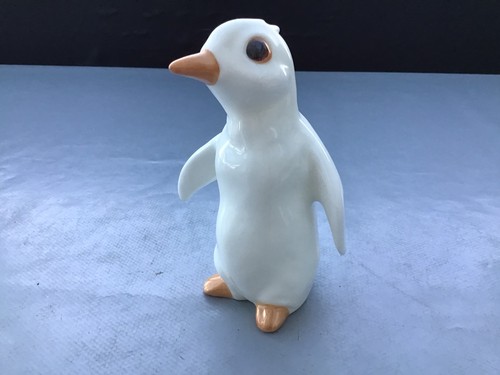 White bone china penguin - bone,