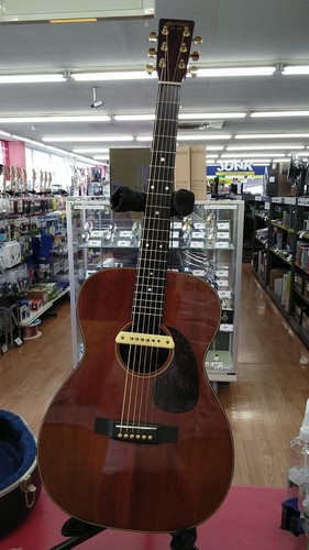 Martin acoustic guitar - acoustic,