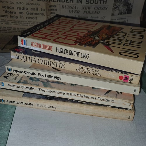 Agatha christie books - christie, pb