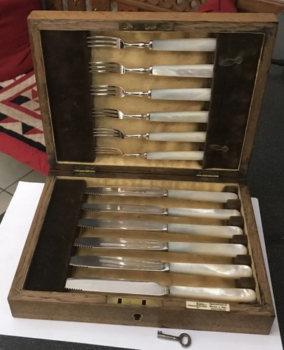 Vtg walker hall mother of - walker,