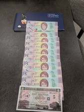10 consecutive uncirculated George Best £5 Notes with presentation wallet