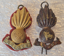 2 x British Royal Artillery