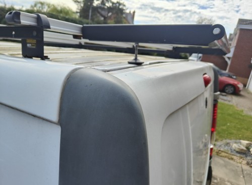 Vauxhall vivaro van guard - van,