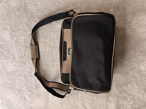 Black overnight shoulder - black,