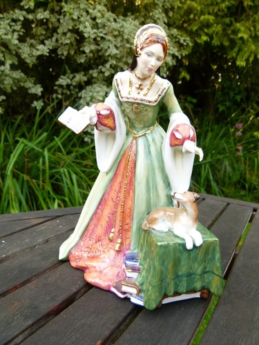 Royal doulton tudor roses - doulton,