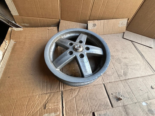 Vespa 125 front wheel - 50,