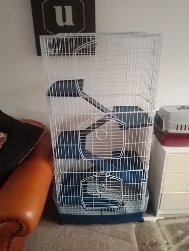 Large indoor animal cage - large,
