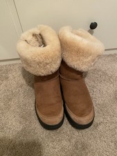 UGG Ultimate Bind Suede tan