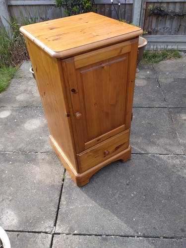 Ducal cabinet with shelves - with, and
