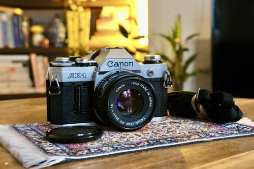 Canon 35mm film camera - ae-1,