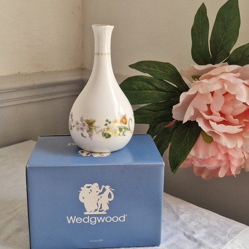 Wedgwood mirabelle bone - wedgwood, china