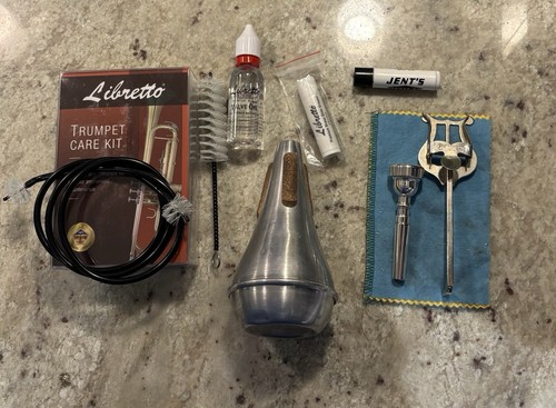 Trumpet mouthpiece with - mouthpiece,