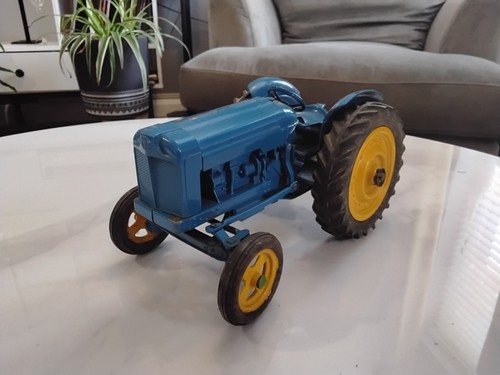 Rare chad valley die cast - valley,