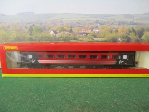 Hornby mk2 composite coach - hornby, 00