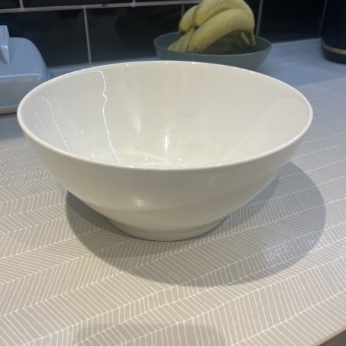 Medium fairmont main - fairmont, white