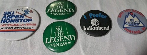 Vintage pin buttons - lot, of
